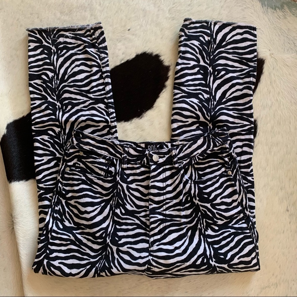High waisted BDG zebra print jeans!
